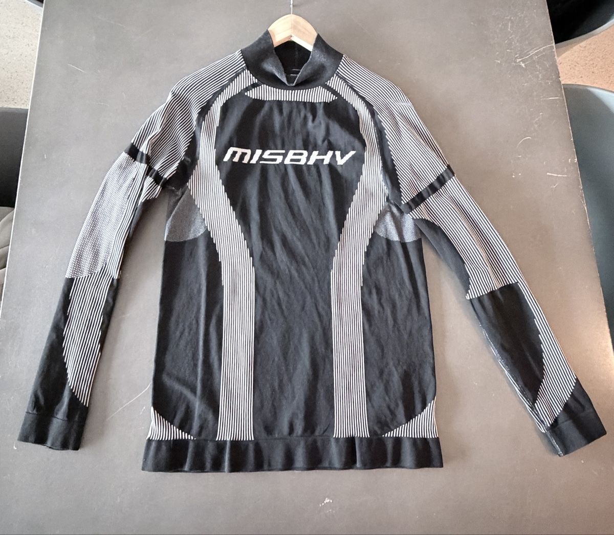Misbhv Maglioni & Felpe: MISBHV Sweatshirt, Shirt – Nuovo (secondo la descrizione) da Dübendorf venduto da cdo_pw56