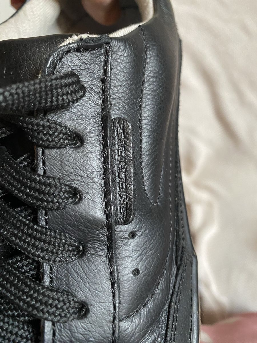 Skechers Scarpe da uomo: Skecher, 42, cuir noir, parfait état – Usato da Geneve venduto da Monthoux13 6