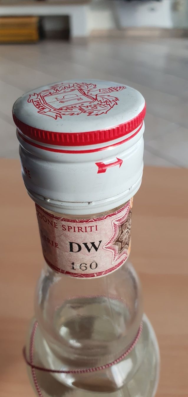 Spirituosen: Vodka Keglevich – Gebraucht aus Moutier von mai_pq7w 6