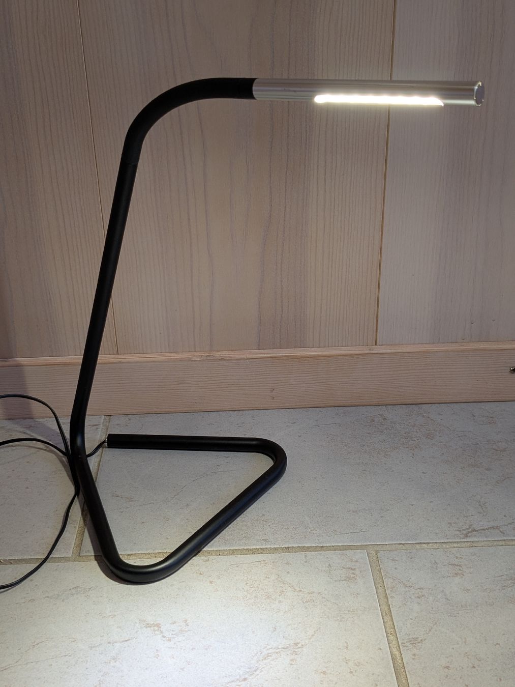 Ikea Lampade: LED Tischlampe – Usato da Ursenbach venduto da andrea_