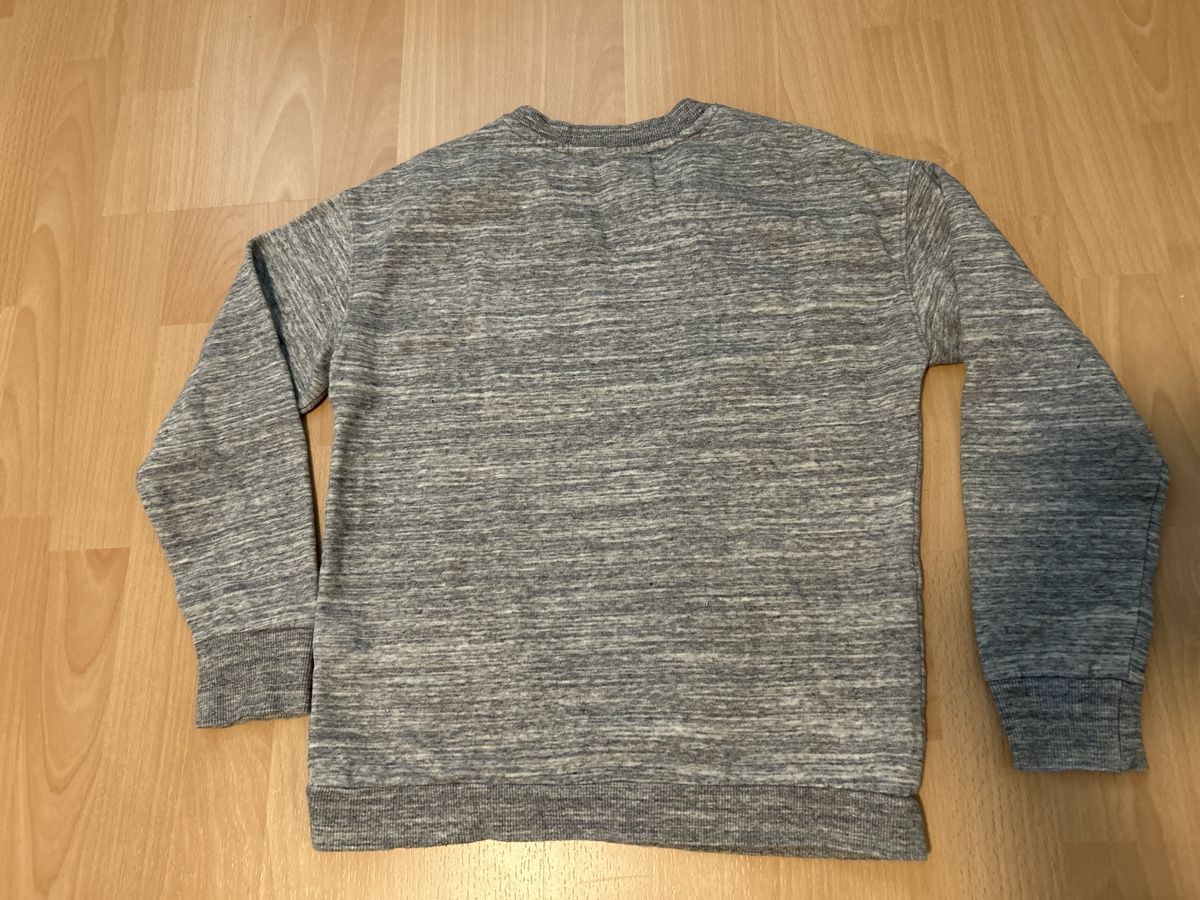 H&M Pulls et sweat-shirts: Pullover Gr. 146/152 – D'occasion à Kreuzlingen par jamie45 2