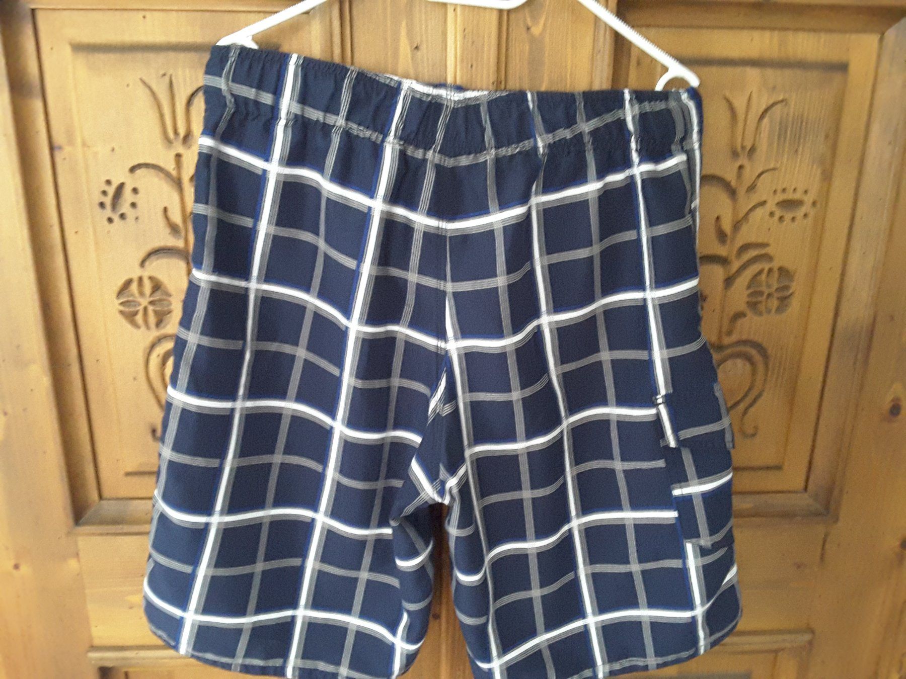 Pantaloni: Kurze Herrenhose Gr.M – Nuovo (secondo la descrizione) da Boppelsen venduto da tigimohrli 1