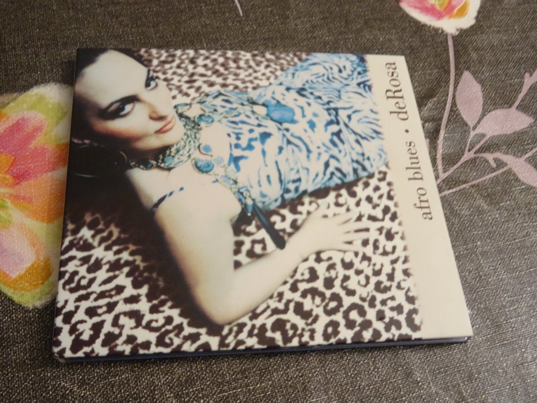 CD: DeRosa - Afro Blues CD – Usato da Olten venduto da Disc-Ausverkauf