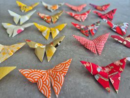 20 Origami Schmetterlinge rot-gelb