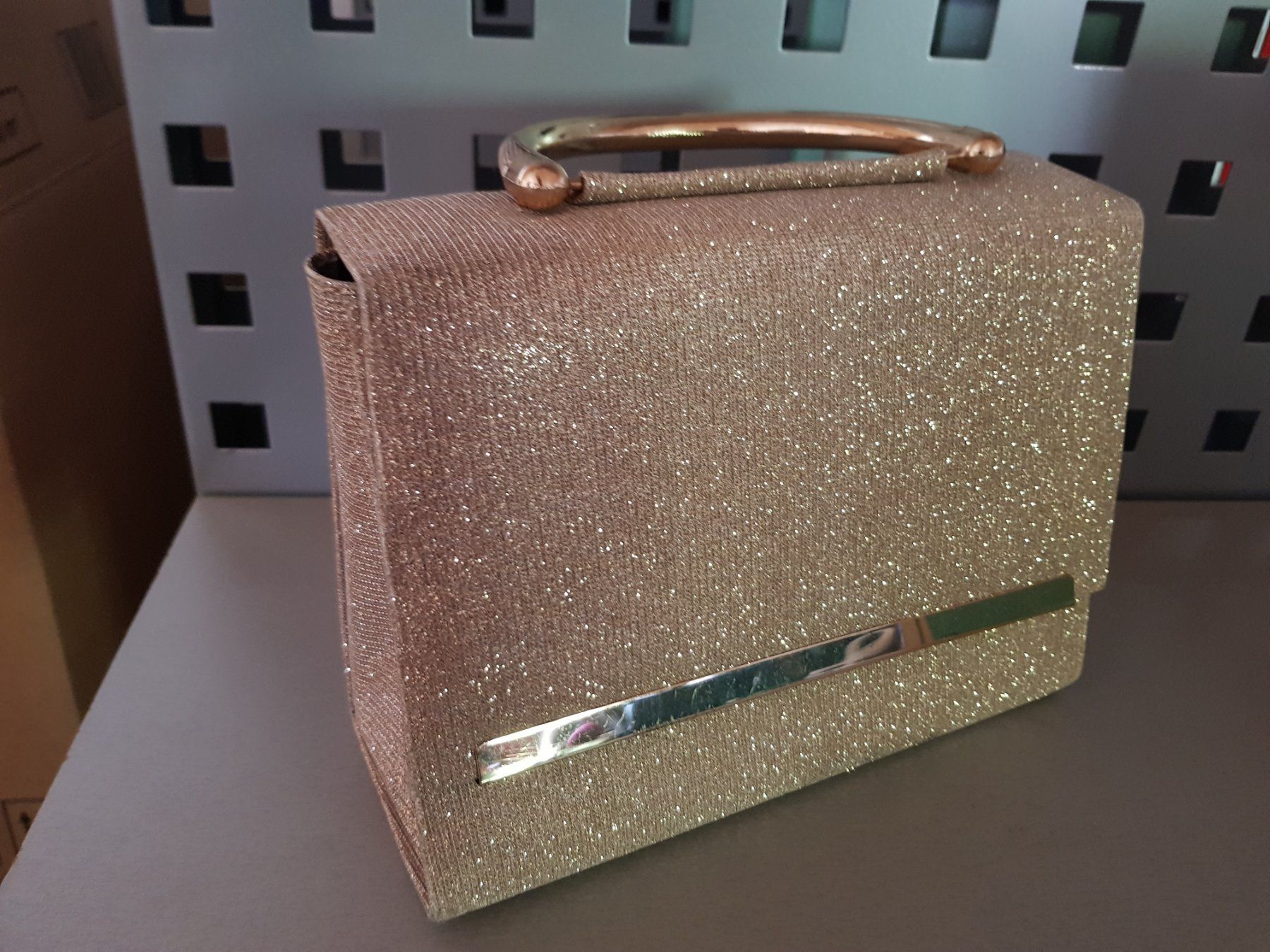 Borse: Vintage Glitzer Damen Mädchen Handtasche – Usato da Walterswil BE venduto da Lonitti 4