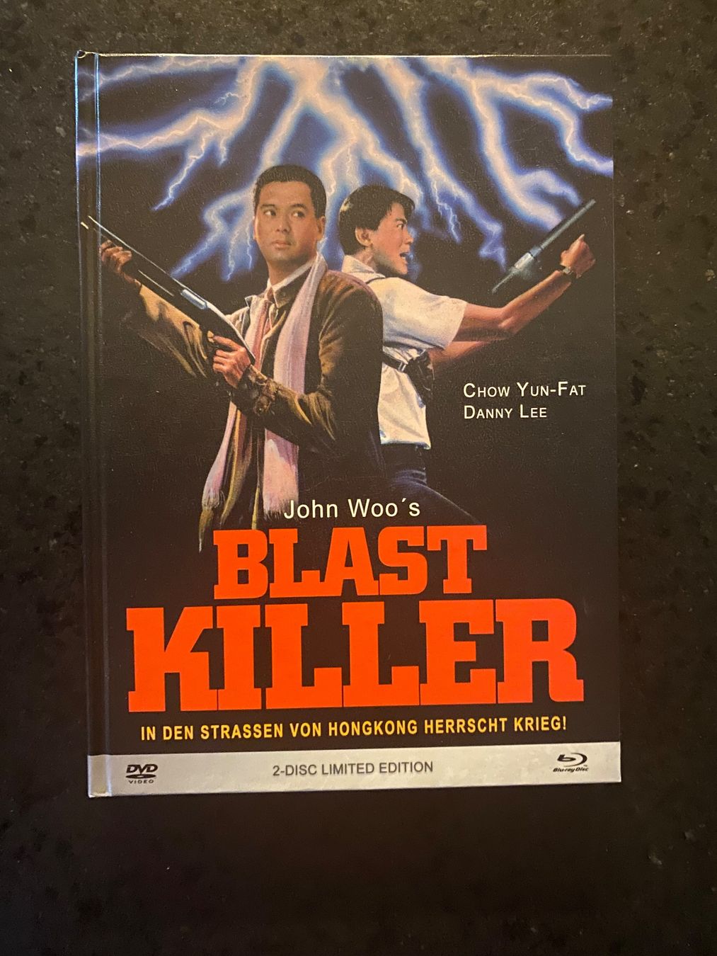 Tutti i DVDs: The Killer Mediabook Blu-ray + DVD Sehr Gut – Usato da Schmitten FR venduto da FilmRarities