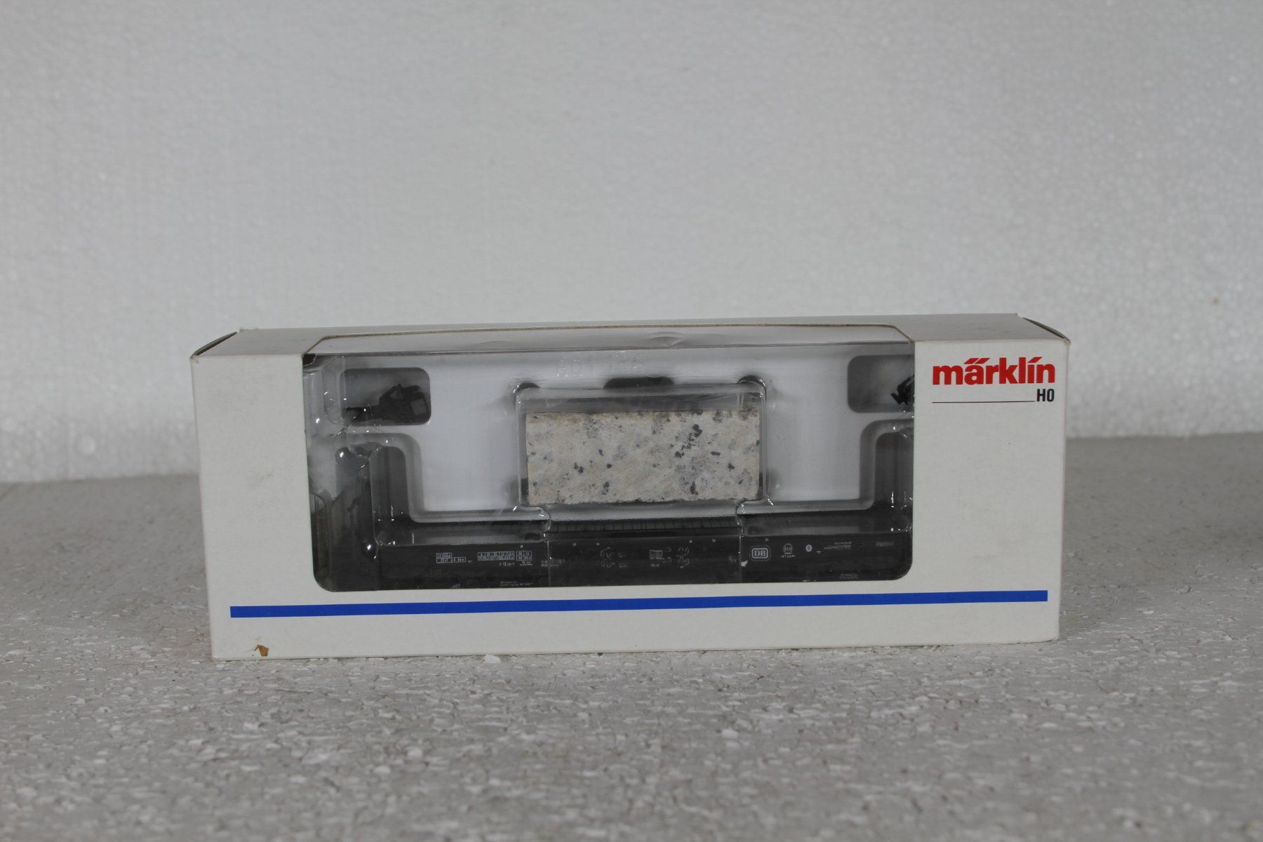 Märklin Modellini di ferrovie: Märklin 48663 DB Schwerlastwagen mit Granitstein – Usato da Triesen venduto da cor_62ts 6