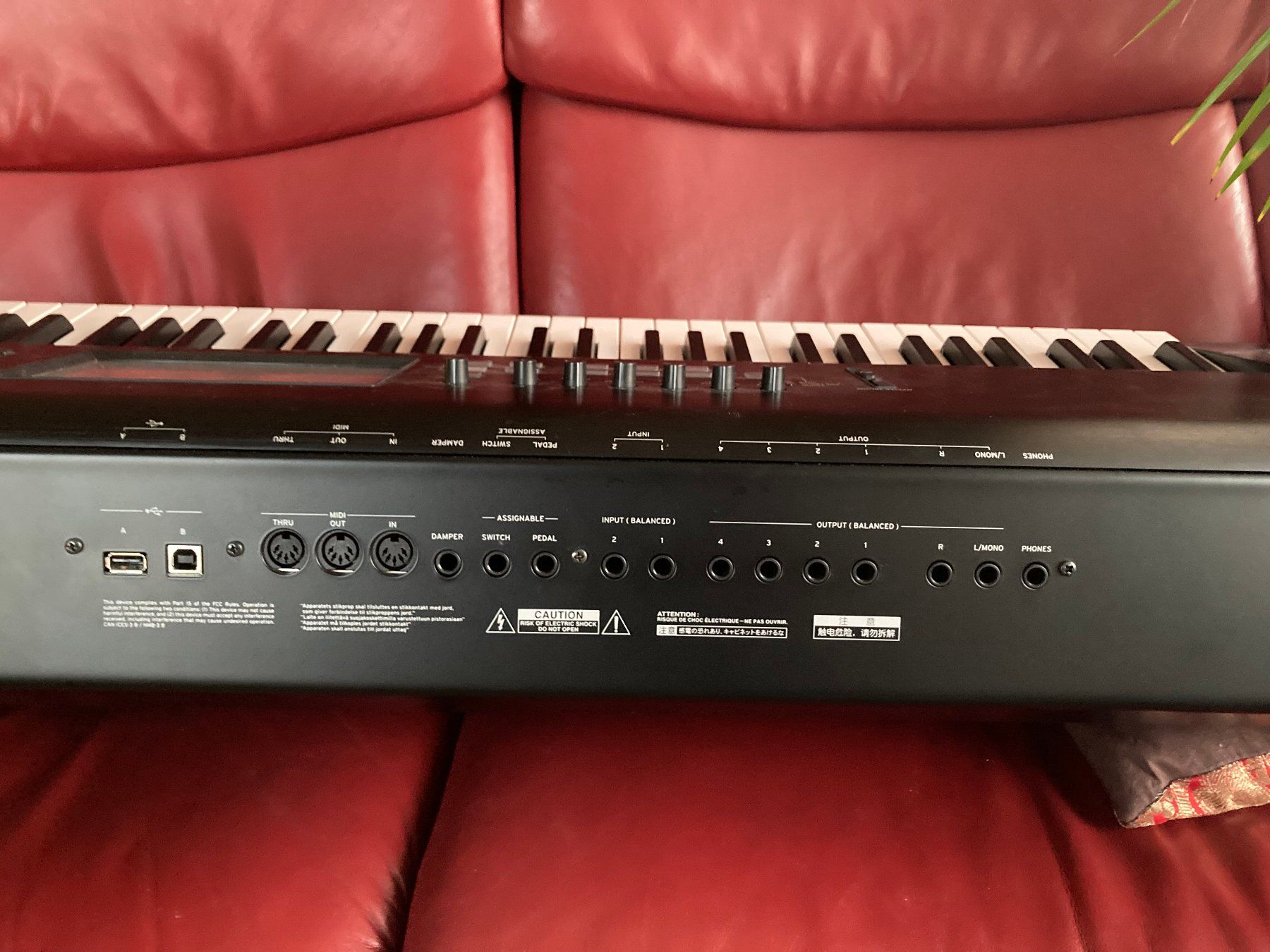 Korg Strumenti musicali: Korg Nautilus 88 AT – Usato da Rheinfelden venduto da josew 3