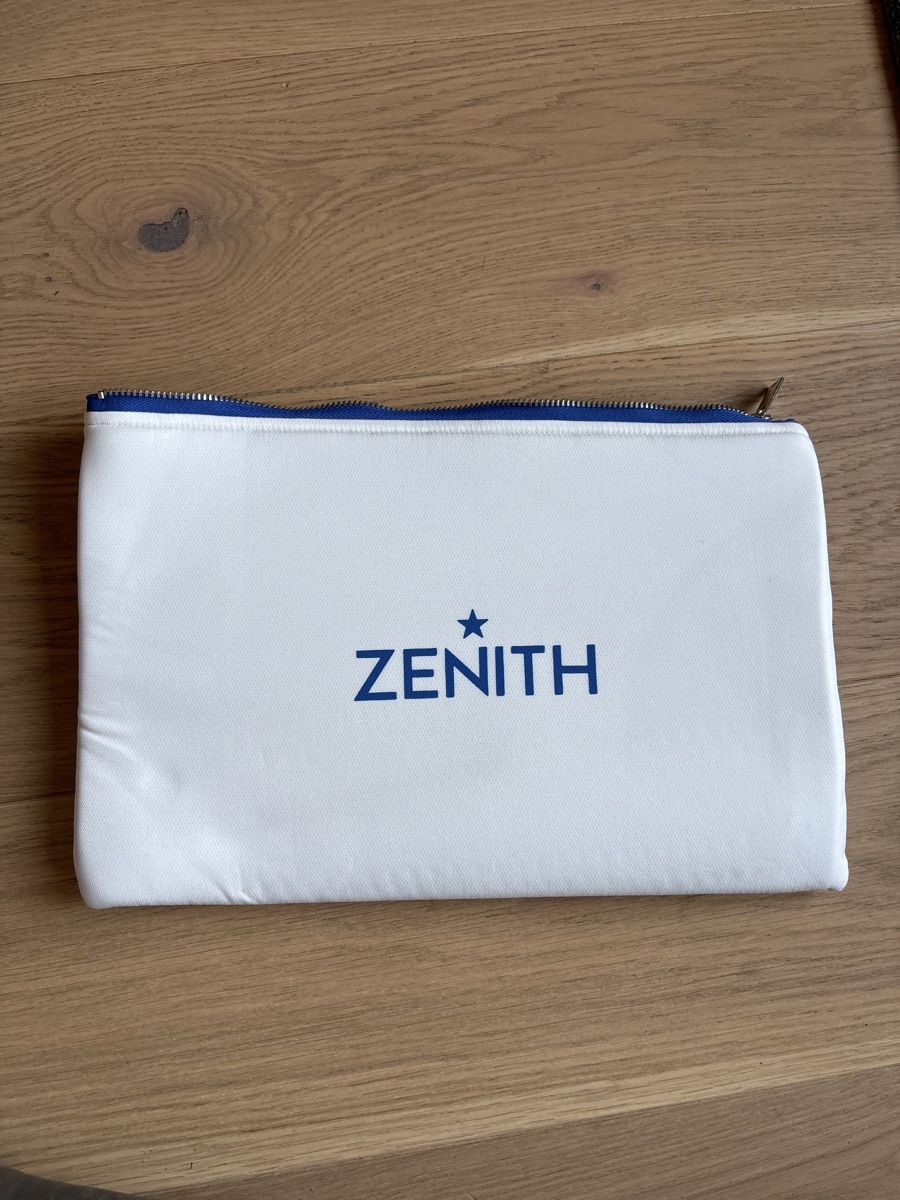 Cover & Protezioni schermo: Pochette iPad ZENITH – Nuovo e nell'imballaggio originale da Genève venduto da bha_jcf5