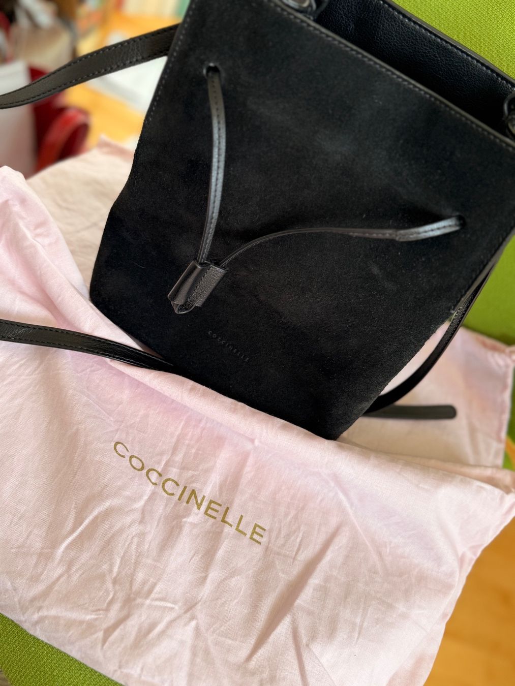 Borse da donna: Bucket Tasche Cocchinelle – Usato da Frauenfeld venduto da Scleo 9