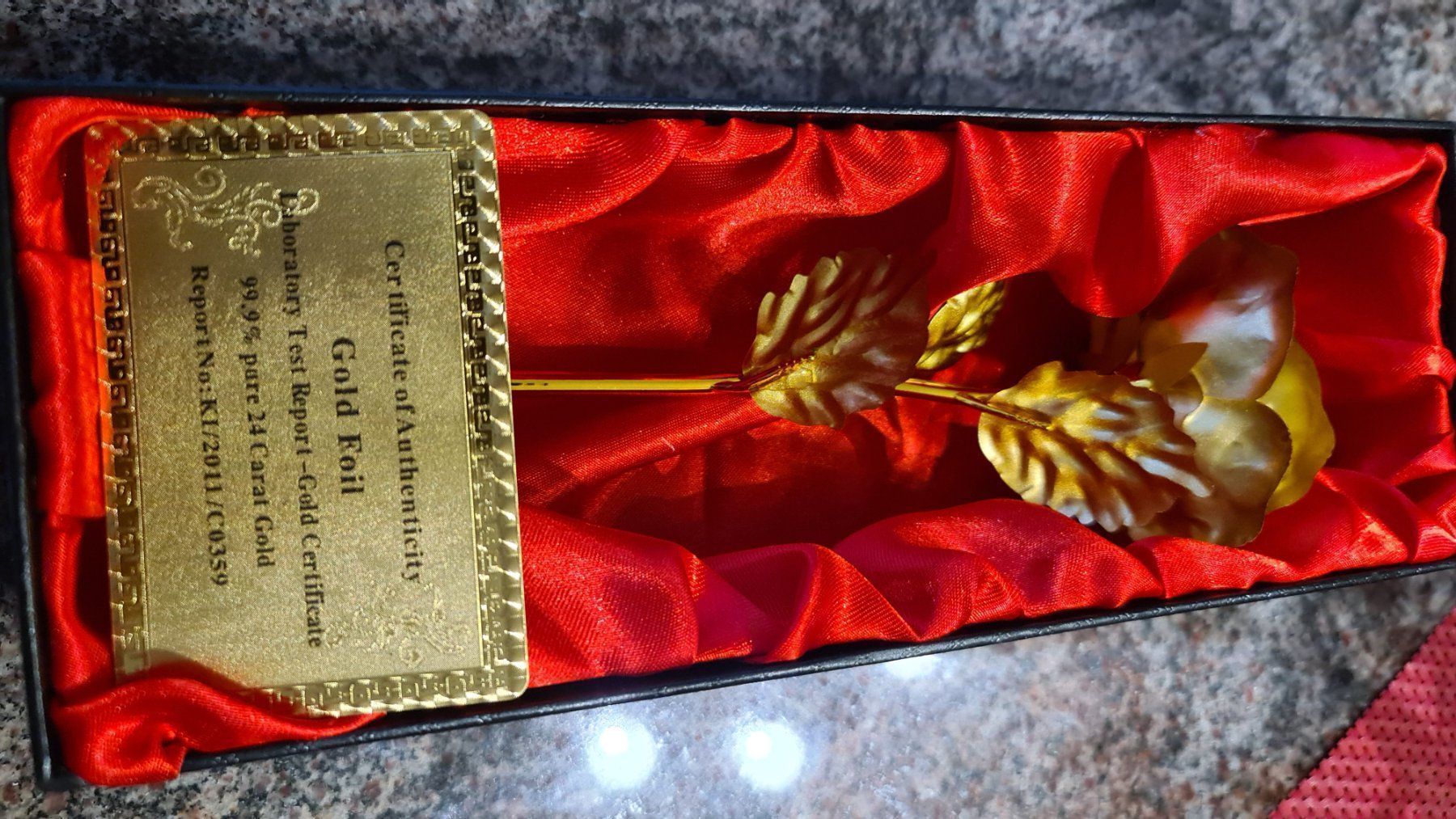 Autos: Rose in Geschenk-Box – Neu und originalverpackt aus Emmenbrücke von TopGato 3