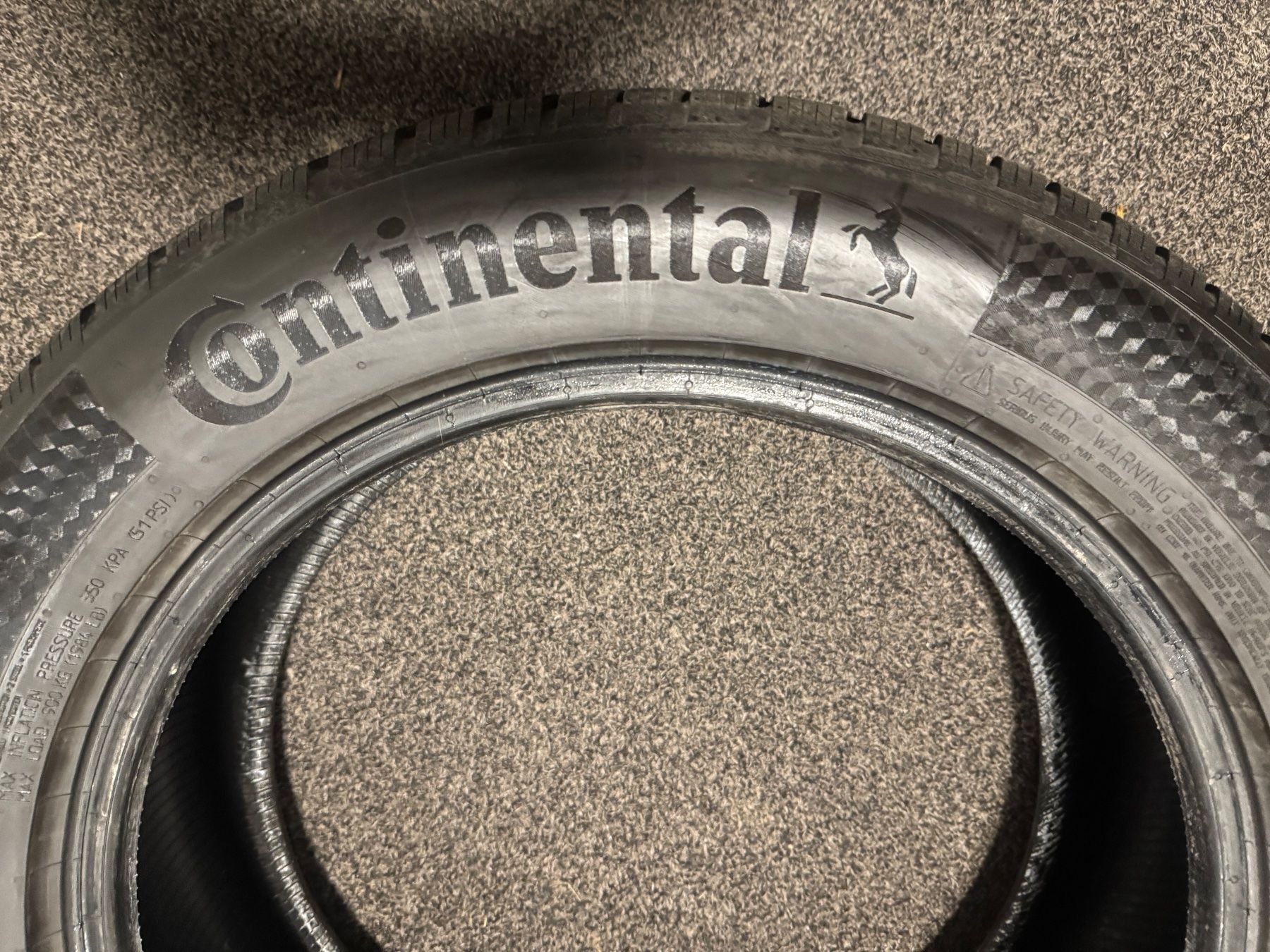 Continental Pneumatici & Ruote complete: 235/55R18 – Usato da Widen venduto da Dinero02 4