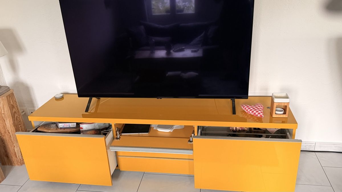 Ikea Mobili TV: Sideboard/ TV-Möbel – Usato da Rüegsauschachen venduto da baumgartnergabi 1