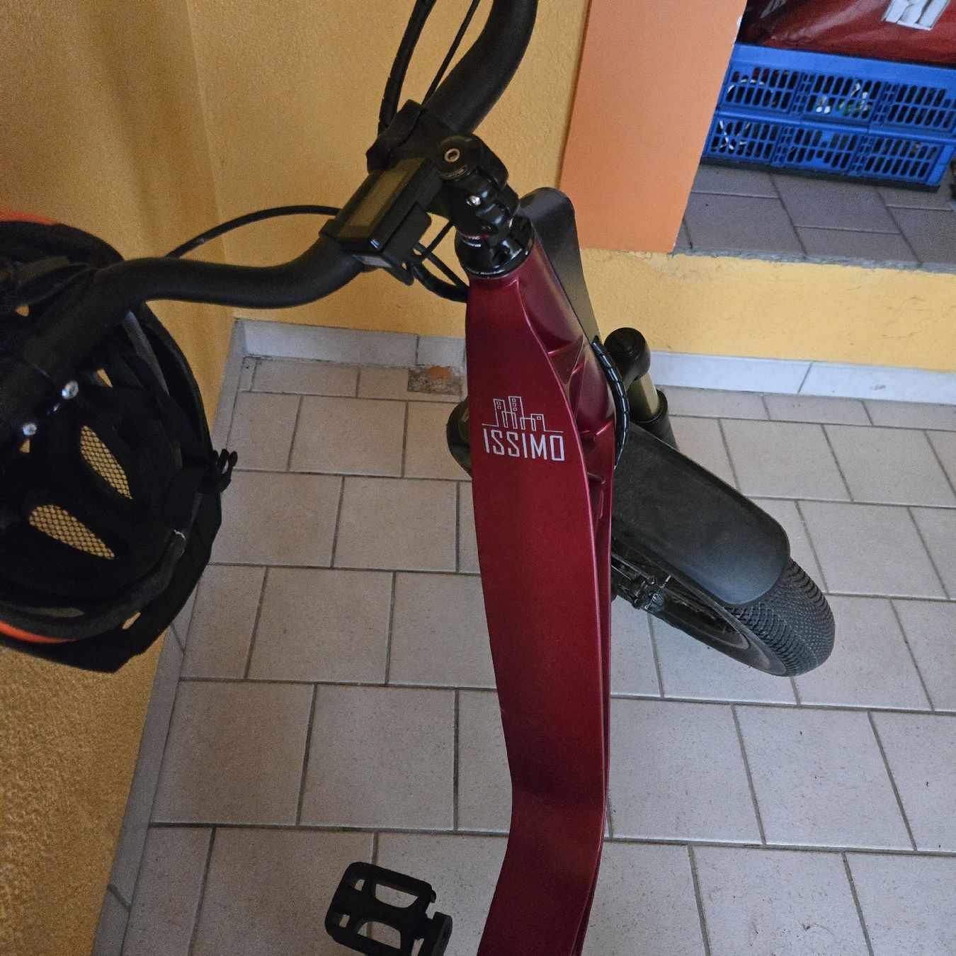 Velos: velo électrique issimo – Neu (gemäss Beschreibung) aus Romainmôtier von fgolay 1