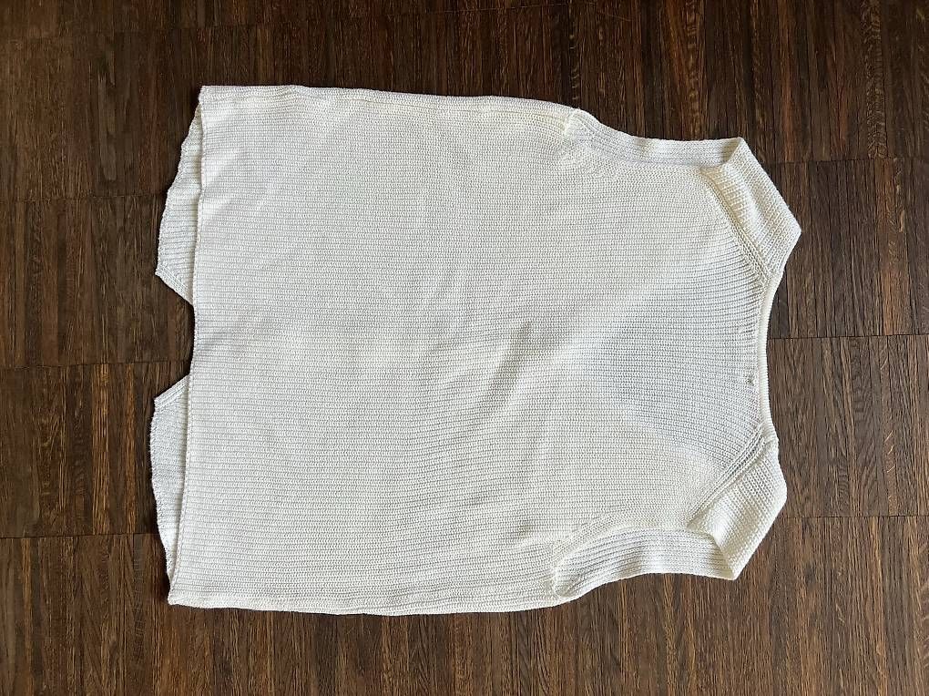 Gilets & Westen: Massimo Dutti Weste zu verkaufen – Neu und originalverpackt aus Arlesheim von sel_n57l 4