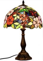 Tischleuchte im Tiffany Stil