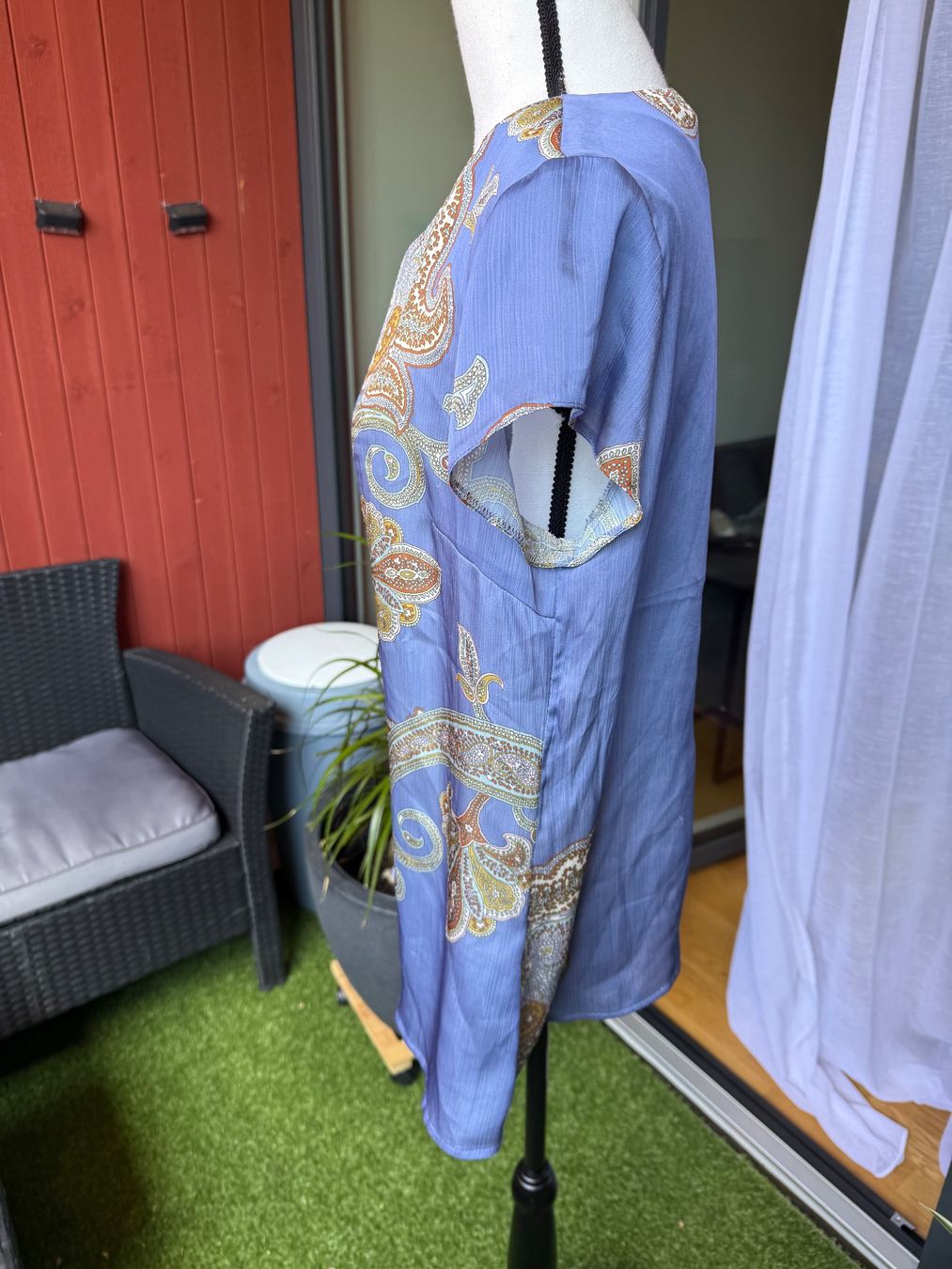 Camicette: Edle Sommer-Bluse mit Paisleymuster, Grösse M – Usato da Riehen venduto da ann_76jw 2