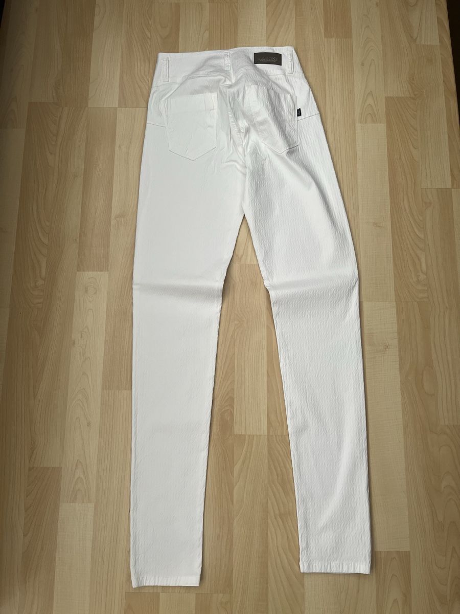Hosen: White Big Zone Trousers Cotton Elastane Size 38 Summer – Neu (gemäss Beschreibung) aus Emmenbrücke von vic_nx9v 2