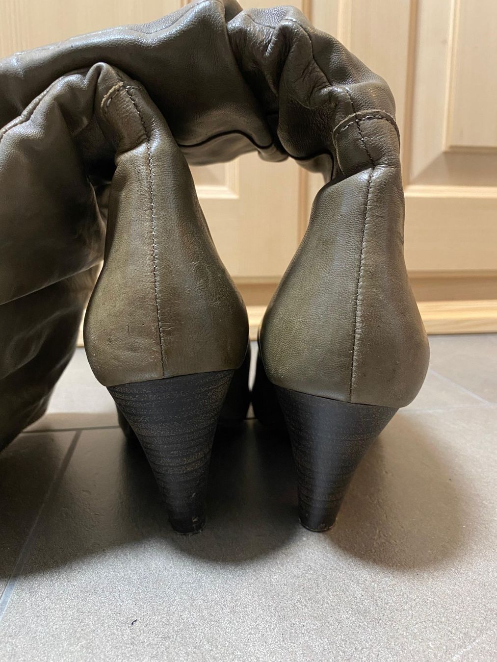 Scarpe da donna: Damen Stiefel grau/braun – Usato da Vicosoprano venduto da abc258 1