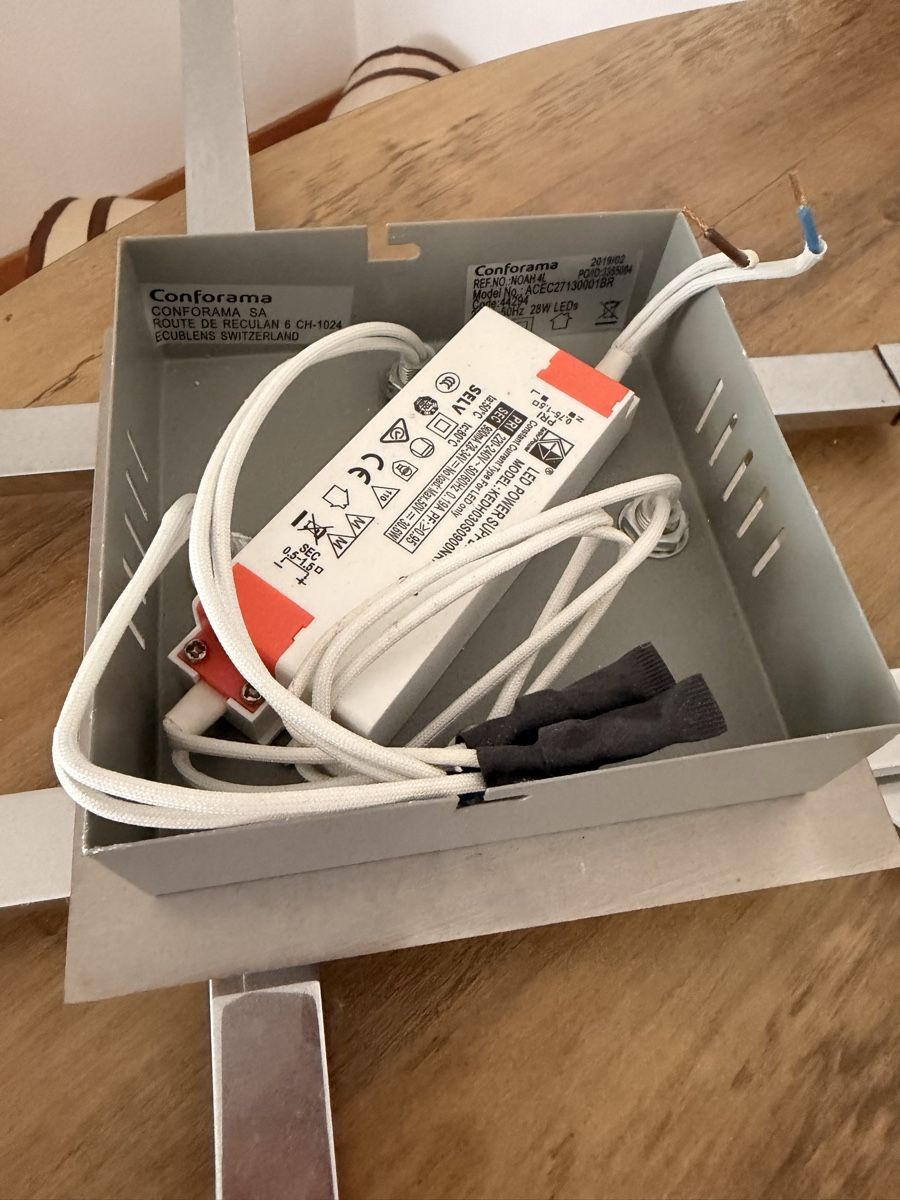 Conforama Lampadari & plafoniere: 4x gebrauchte LED Deckenleuchten Conforama  – Usato da Zürich venduto da ber_pk9p 1