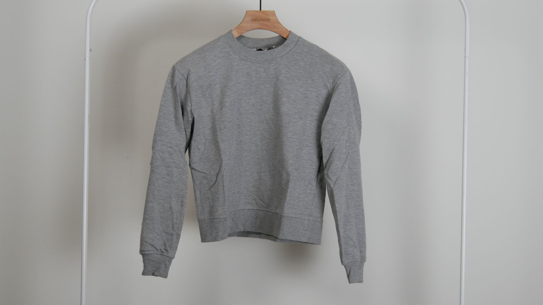Na-kd Maglioni & Felpe: NAKD Sweatshirt Sweater Pullover grau XS – Nuovo (secondo la descrizione) da Zürich venduto da julia_vina