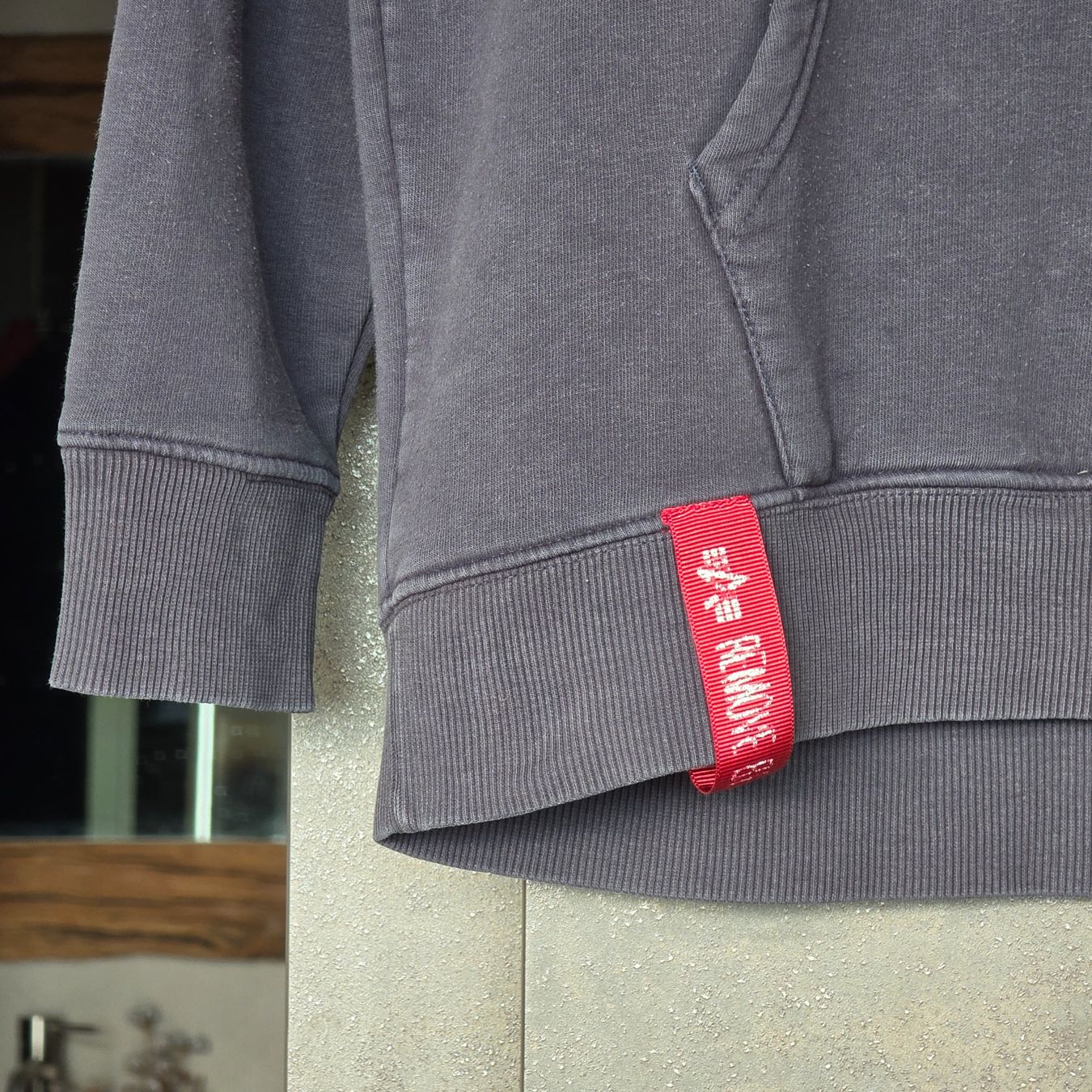 Alpha Industries Maglioni & Felpe: 🐸 ALPHA INDUSTRIES L HOODIE KAPUZENPULLOVER PULLOVER – Usato da Môtier (Vully) venduto da Frogs 3