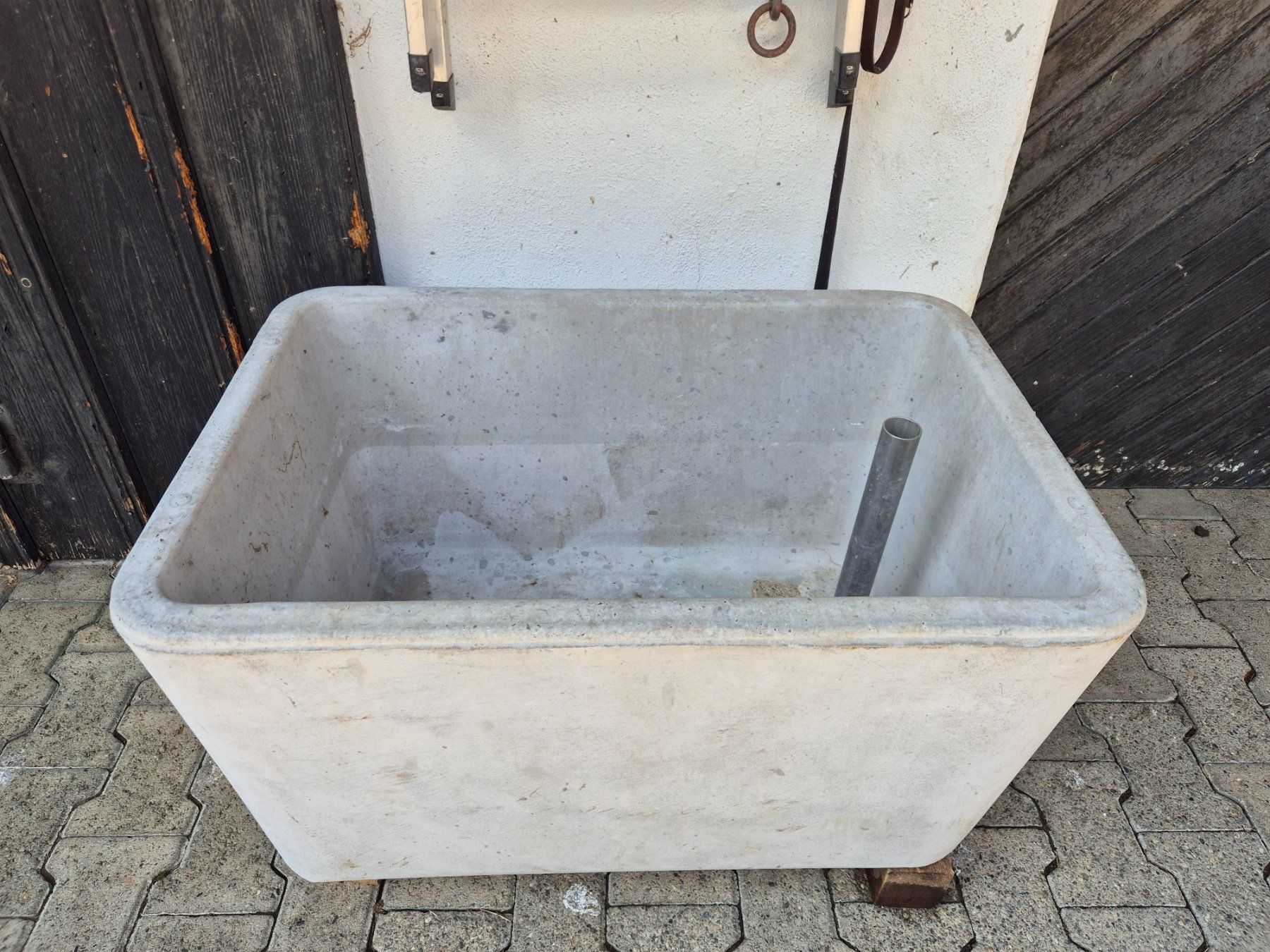 Etangs & Fontaines déco.: Brunnentrog Betontrog – Neuf avec emballage d'origine à Stein AR par Bienli4 1