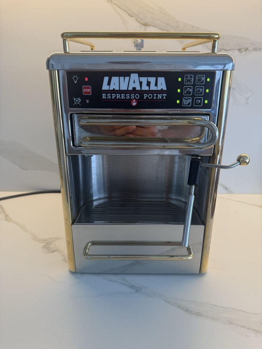 Lavazza Machines à café & Machines à expresso: Lavazza Espresso Point – D'occasion à Fischbach-Göslikon par UkshiniD