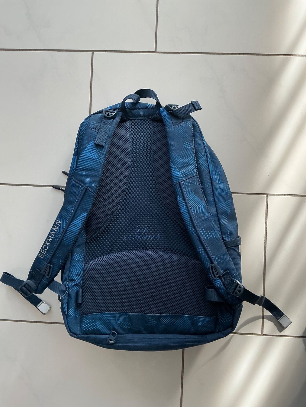 Zaini: Schulrucksack Beckmann fast neu – Nuovo (secondo la descrizione) da Biel-Benken BL venduto da Sahra1 1