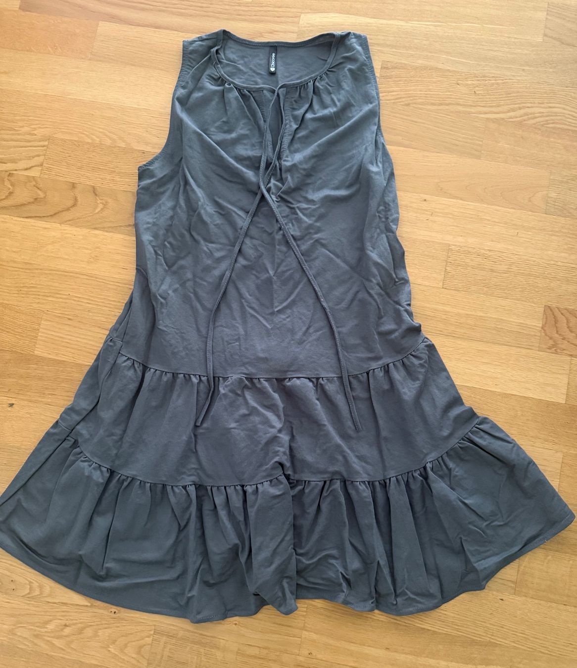 Kleider: Sommerkleid Grösse S – Gebraucht aus Thal von Manhut