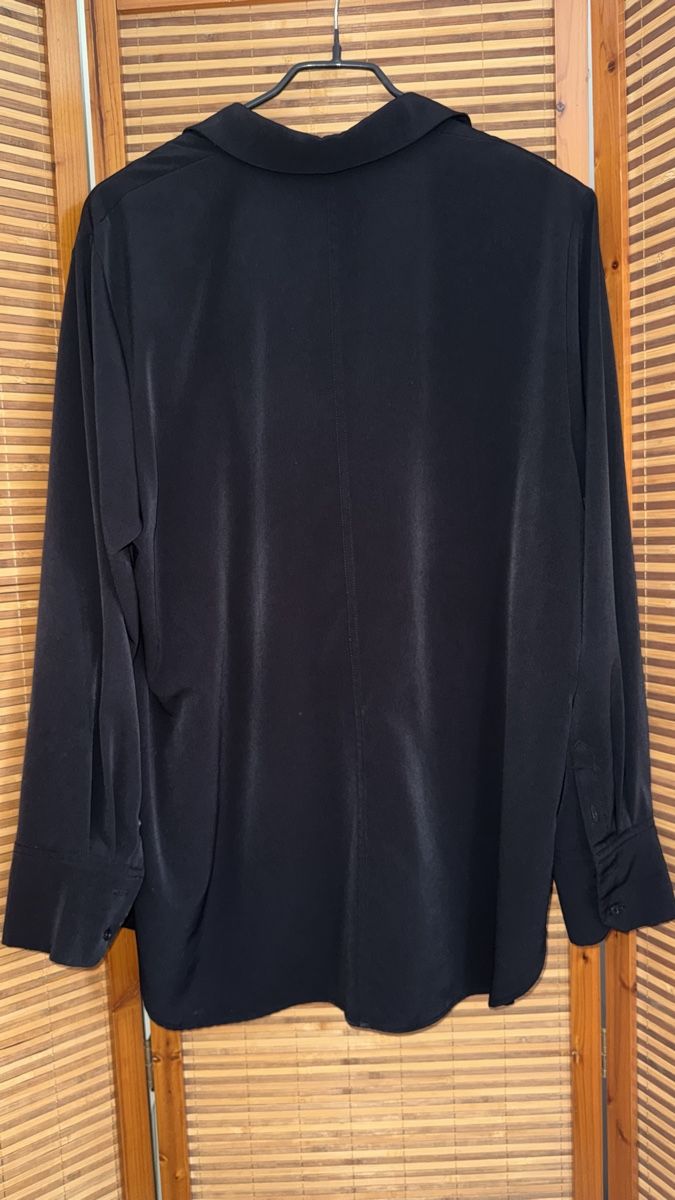 H&M Chemisiers: Bluse von H&M, 44, schwarz  – D'occasion à Gümligen par morticiaaddams 1