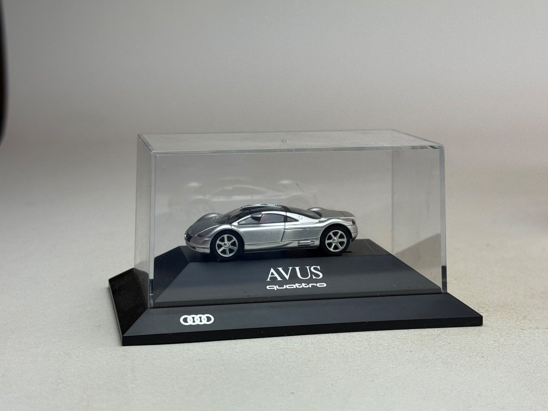 Audi Modellini d'auto: EB- Rietze Audi Avus silbern – Usato da Elm venduto da Wikmtz