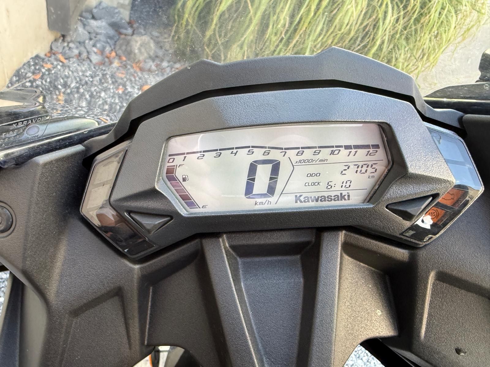 Kawasaki Strada: KAWASAKI Ninja 125 / Jg 2025 / 2700km – Usato da Anglikon venduto da Thomas300 3