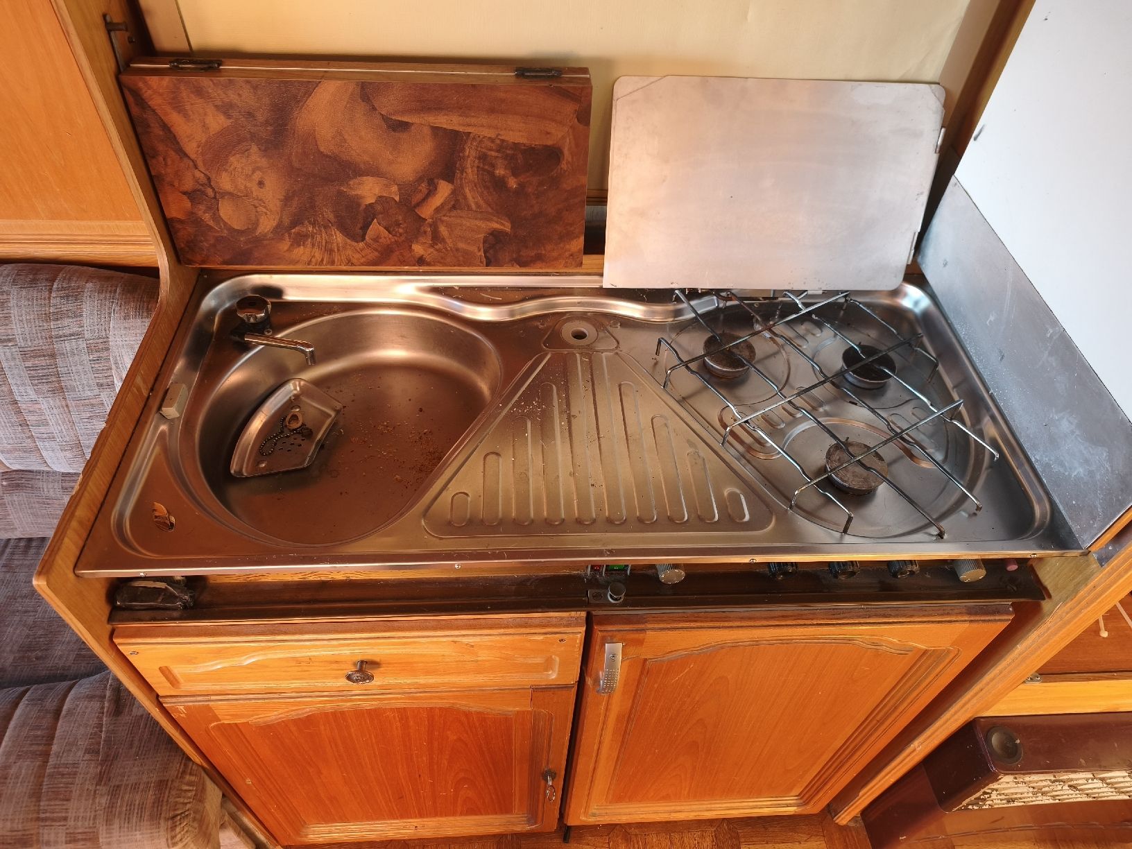 Tabbert Véhicules de camping: Caravane Tabbert 515 – Défectueux à Randogne par xbe_8yvp 3