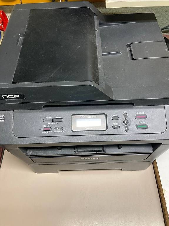 Brother Stampanti: Brother Laser-Multifunktionsdrucker DCP-7065DN – Usato da Nürensdorf venduto da rol_kg7r 1