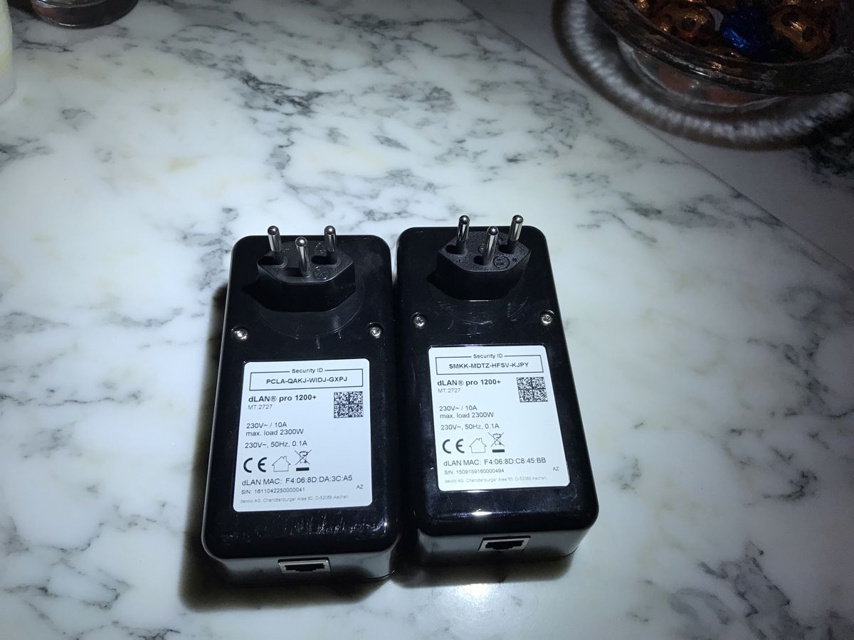 Devolo WiFi: devolo dLAN pro 1200+ Powerline Adapter Set (2 Stück) – Usato da Berneck venduto da deepdriller 1
