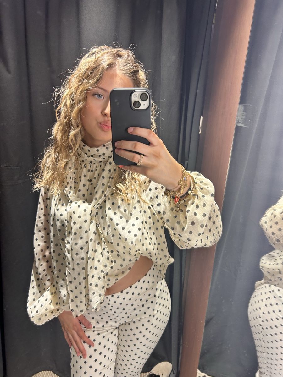 Zara Chemisiers: chemise polka dot – Neuf (Voir description) à Saxon par cal_ln88 1