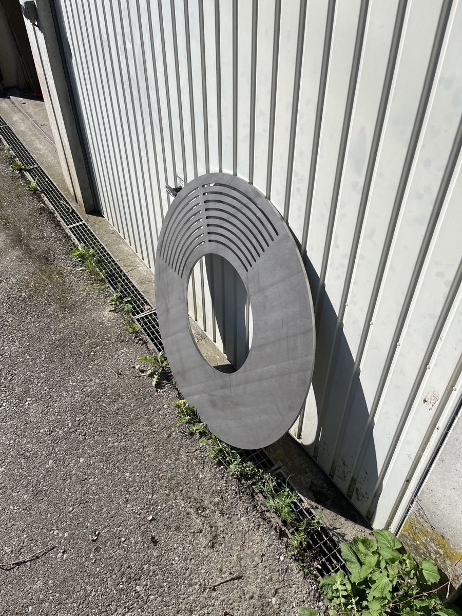 Bracieri: Grillplatte Durchmesser 910mm – Nuovo e nell'imballaggio originale da Oberwil-Lieli venduto da metal-works