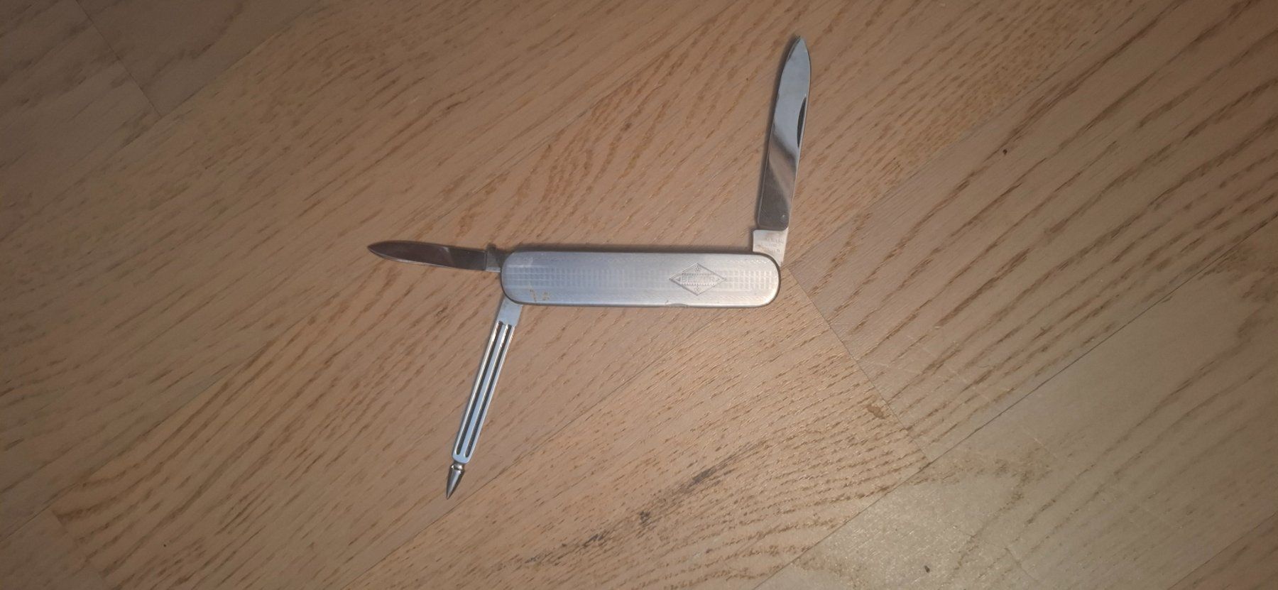 Taschenmesser: lot COUTEAUX pliant – Gebraucht aus Chancy von dave58v 1