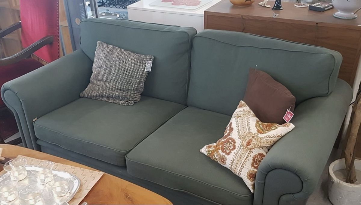 Divani: Gemütliches Sofa – Usato da Basel venduto da shirley_gold