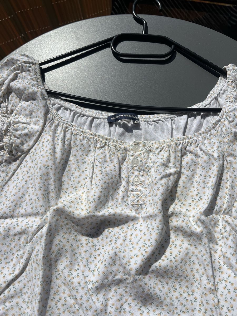 Brandy Melville Top: Lot de 2 hauts Brandy Melville  – Usato da Epalinges venduto da pau_78d8 7