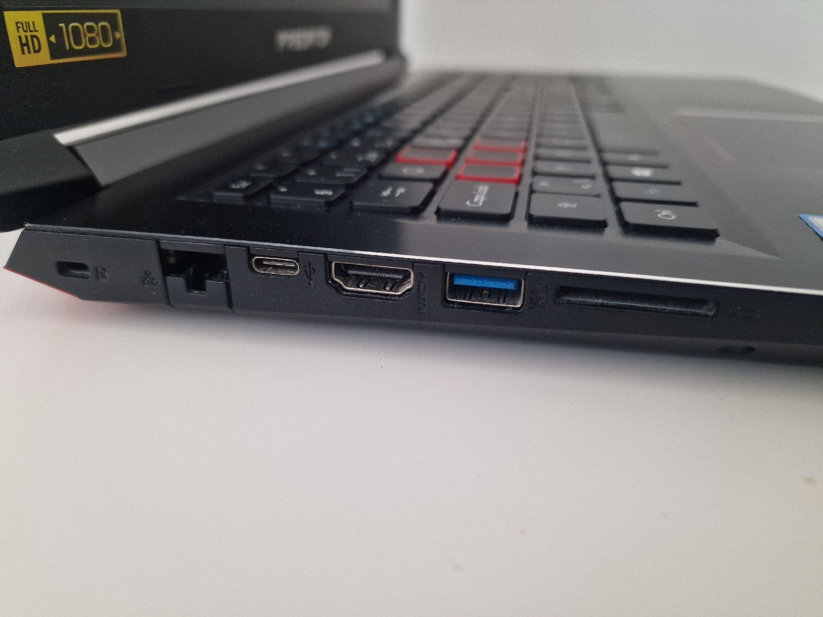 Acer Notebook: Predator gaming laptop – Usato da Menznau venduto da CS1.6 2