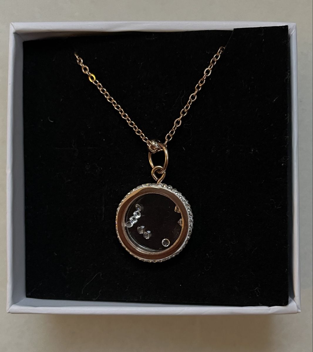Catenine: Kette mit krystal – Nuovo (secondo la descrizione) da Baden venduto da kar_rm7y