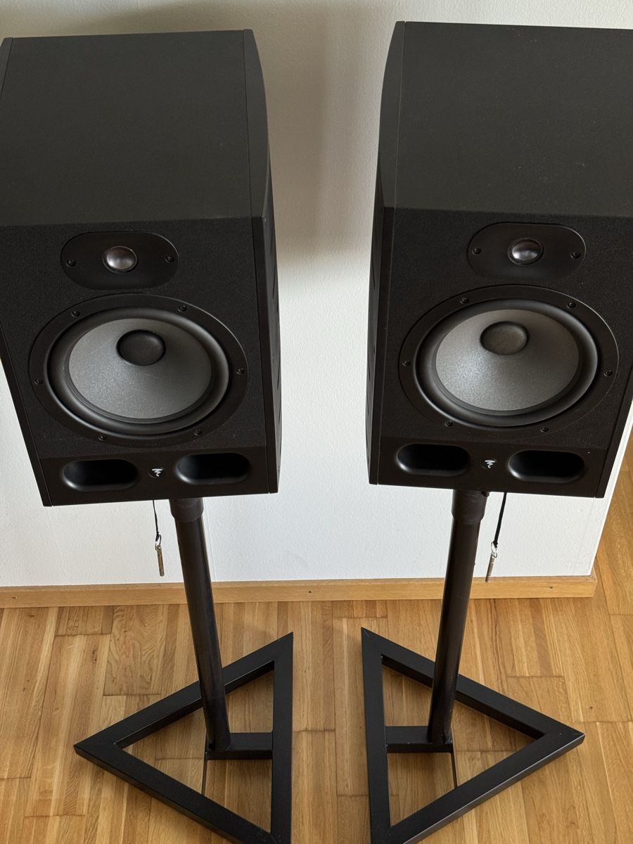 Focal Casse acustiche: Focal Alpha 80 Active Monitors + Ständer + OVP – Usato da Zuchwil venduto da wwak47
