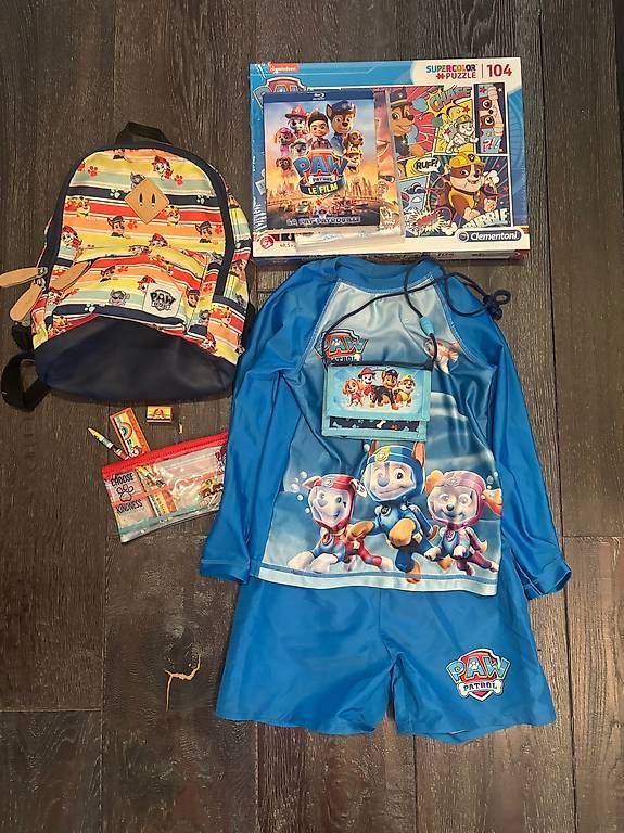 Lotti di vestiti: Ensemble Pat Patrouille 4-6 ans – Usato da Petit-Lancy venduto da areyouinterested