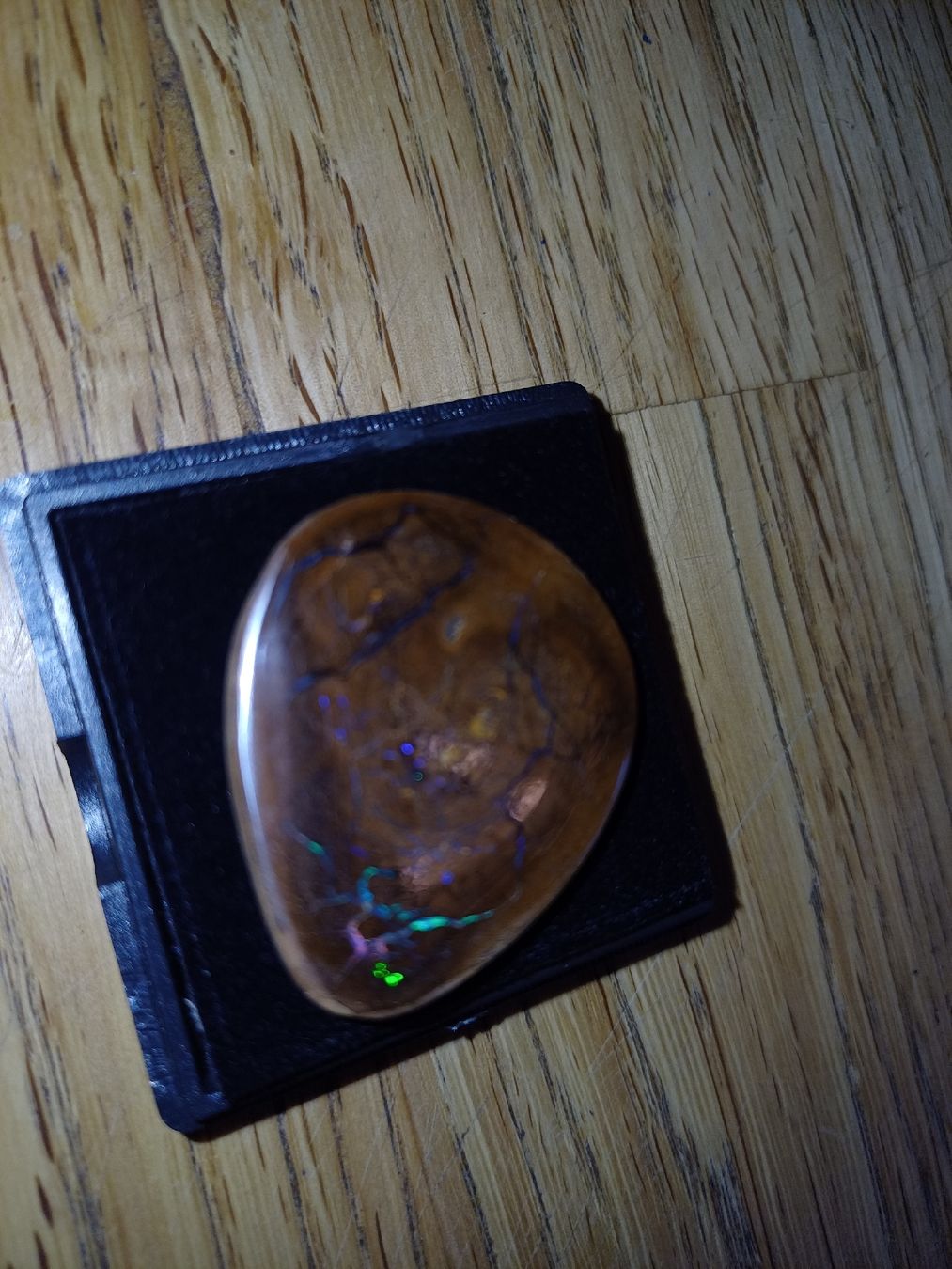 Edelsteine: Schöner Boulder Opal – Gebraucht aus Flawil von Pinkmalibu