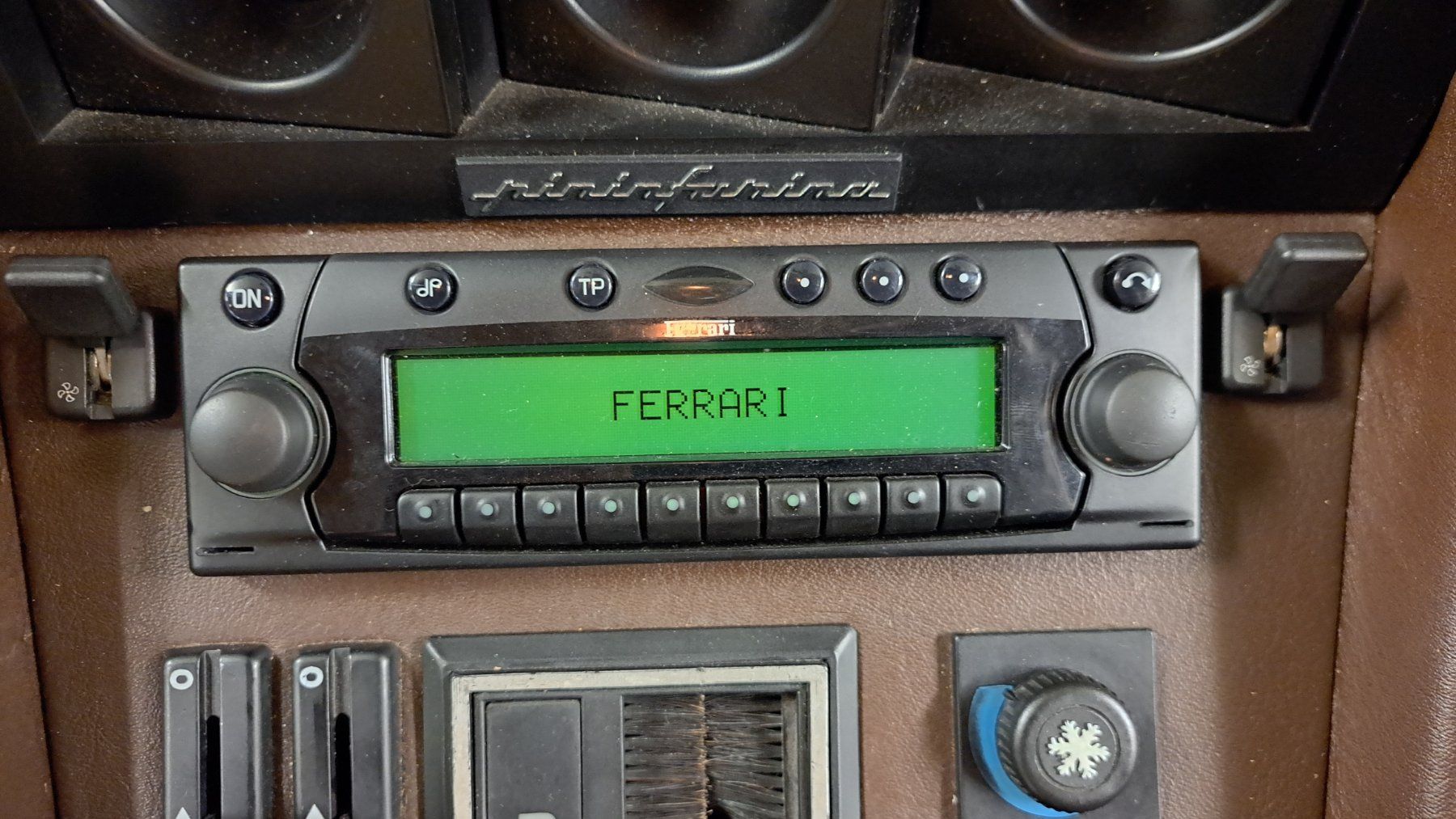 Ferrari Alle Autoersatzteile: Becker Autoradio Ferrari – Gebraucht aus Herzogenbuchsee von