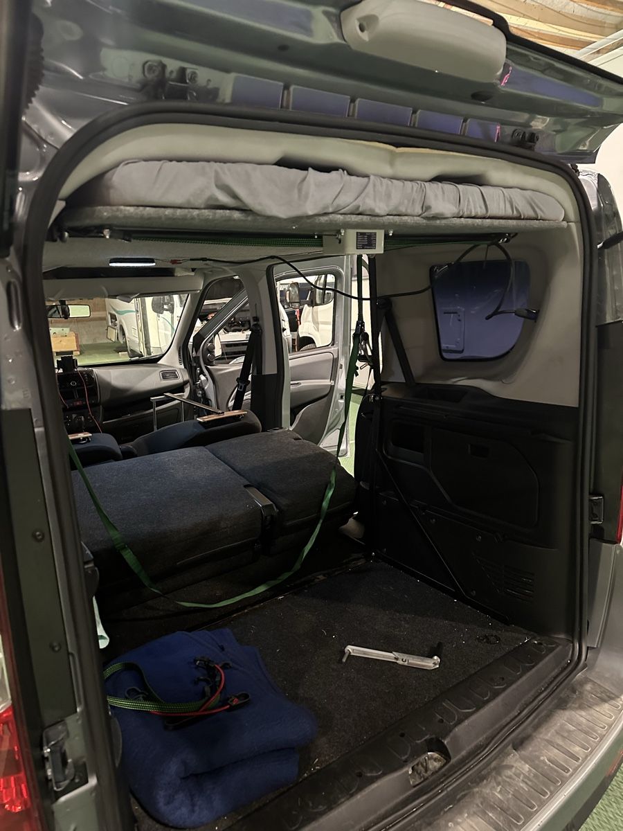 Véhicules de camping: Auto Himmelbett – D'occasion à Pieterlen par Sadu 4
