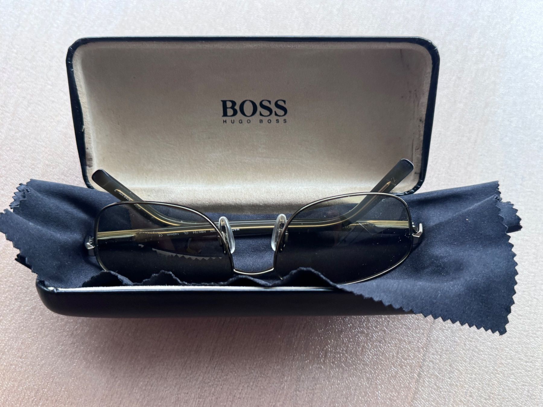 Brillen & Gläser: Hugo Boss Sonnenbrille – Gebraucht aus Frick von andreas.meier 2