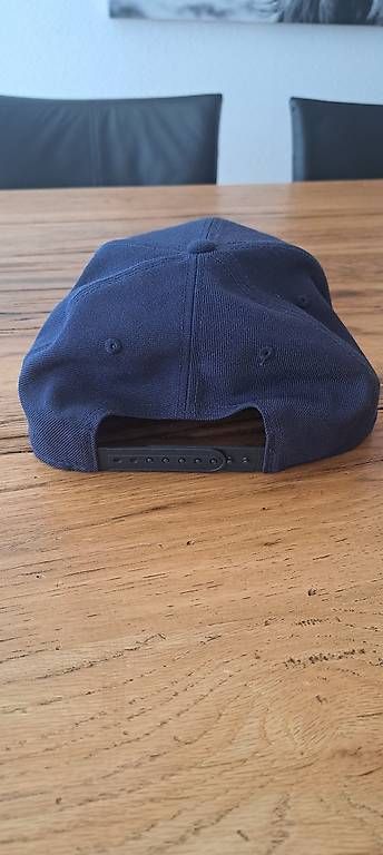 Copricapi, berretti & cappellini: Nike Cap blau, ungetragen – Usato da Brunnen venduto da Rodge 2